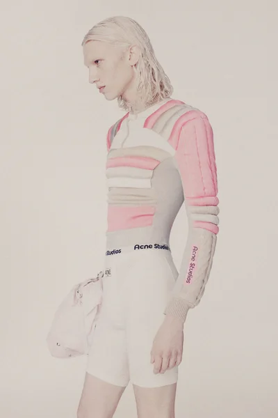 Look 17